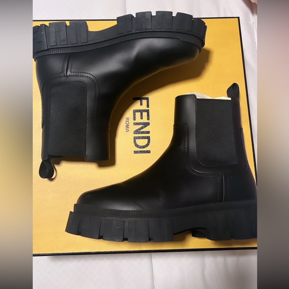 Fendi Ankle Boots WORN 3x